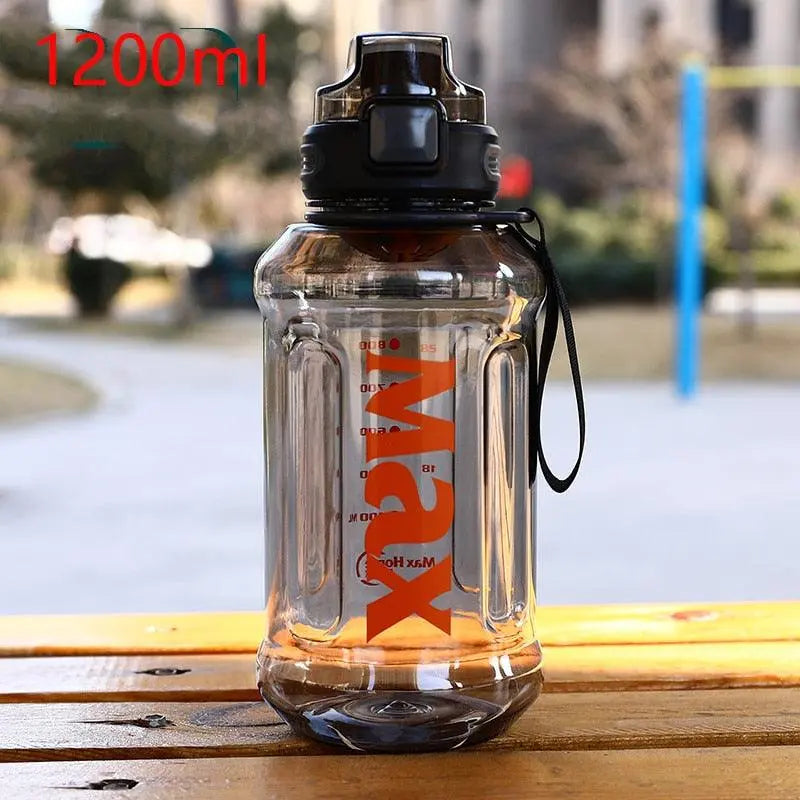 1.2 Liter Large Capacity Sport Water Bottle with Rope Stevvex