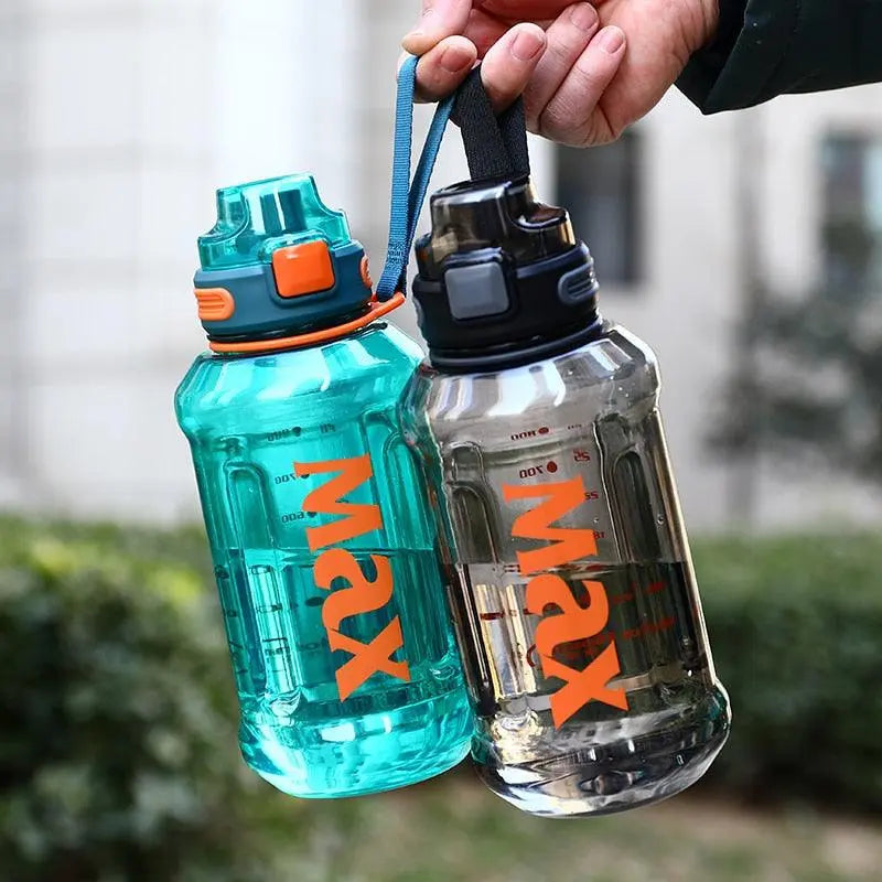 1.2 Liter Large Capacity Sport Water Bottle with Rope Stevvex